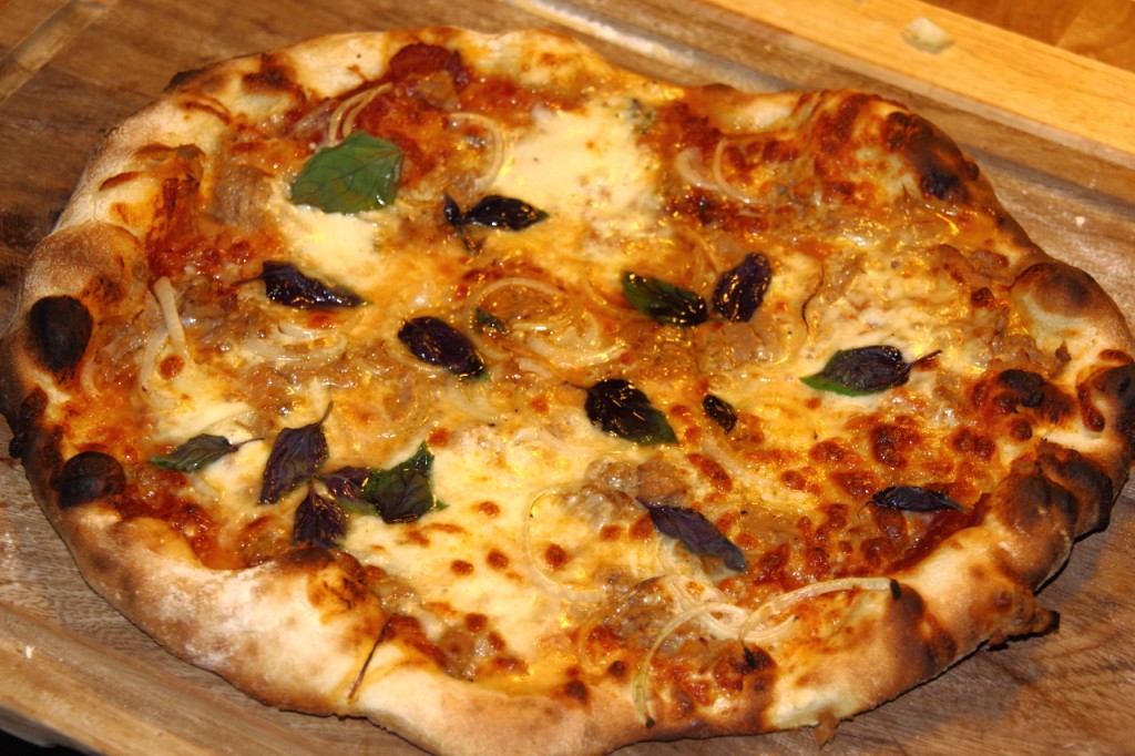 Pizza Tonno e Cipolla – Thunfisch und Zwiebel - Perfekte Pizza